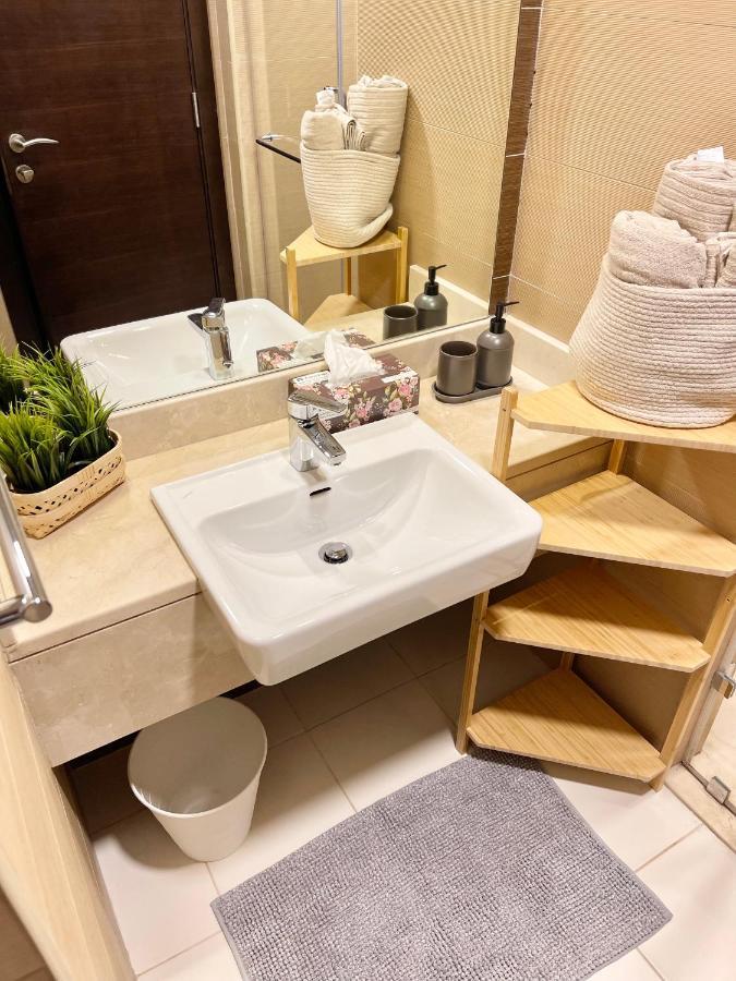 Super Elegant Studio Apartment-Sparkle Tower By Sweet Homes Dubai Dış mekan fotoğraf