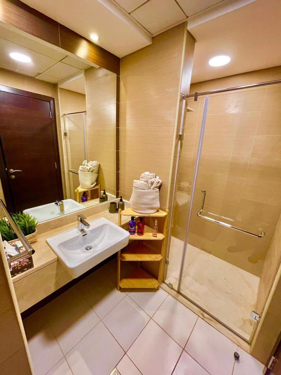 Super Elegant Studio Apartment-Sparkle Tower By Sweet Homes Dubai Dış mekan fotoğraf